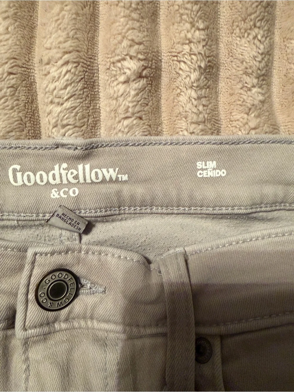 Goodfellow & Co Women's Straight-Leg Jeans in Taupe